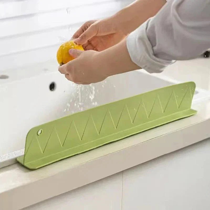 Silicone Kitchen Sink Water Splash Guard Washing Basin Anti - splash Stopper - Ventrokahome